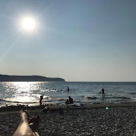 Greta's Place - Elegant With Exclusive Location And Seaview